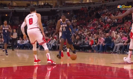 霍勒迪欧洲步假动作背传助攻兰德尔