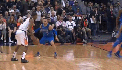 特雷沃-阿里扎（太阳）