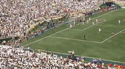 范运杰疑似绝杀球被顶出