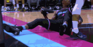 里查德森不冷静的行为