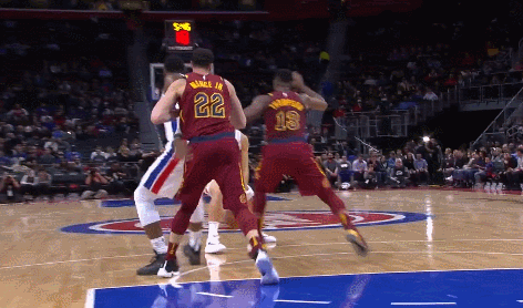 格里芬借挡拆加速过人上篮造加罚