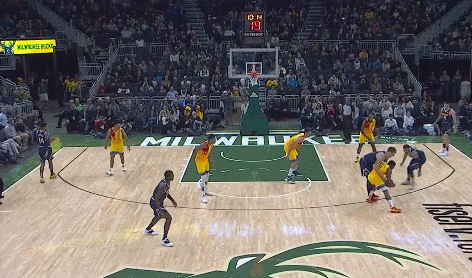 字母哥一条龙快下魔鬼步伐上篮