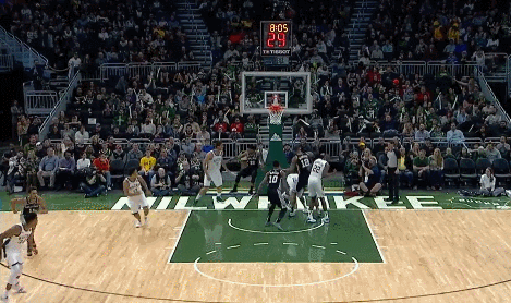 布莱德索（雄鹿）