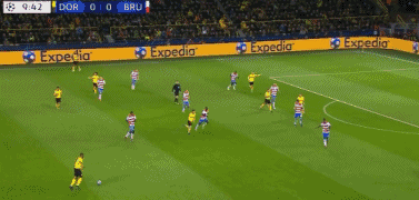 普利西奇错失破门良机