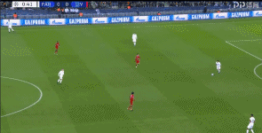 图1：大巴黎开场三中卫体系下的推进十分迅速