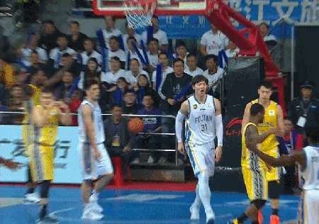 王哲林失控爆粗