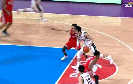 高诗岩底线压哨Catch And Shoot