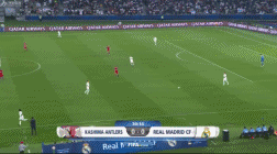 图2：进攻组织展现简洁态势，皇马高位送身后冲击对手防线