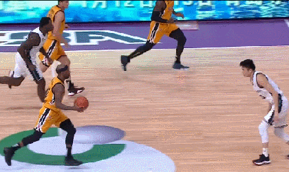 穆罕穆德死亡隔扣震飞郭艾伦