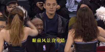 NBA名宿“喷气机”特里观战CBA