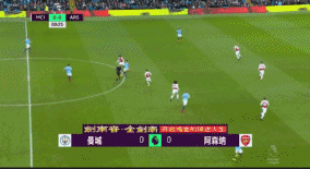 曼城开场就在左侧展开冲击与逼抢，兑现了闪电进球