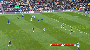 图3：阿奎罗打进世界波