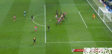 面对戈丁的射门，C罗貌似有点怕！