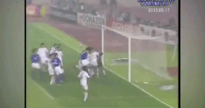 中村俊辅助攻中田浩手球破门