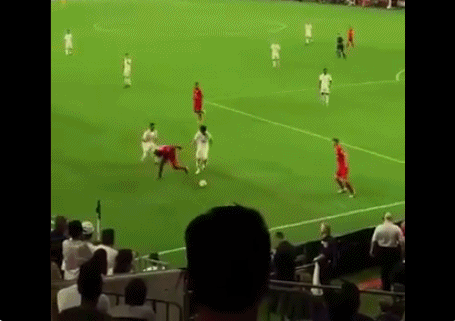 久保健英穿裆戏耍戴维斯