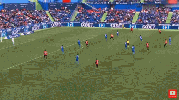 久保建英西甲首次助攻