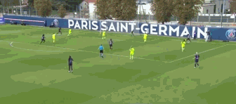 王霜外脚精彩背进球闪耀欧洲足坛