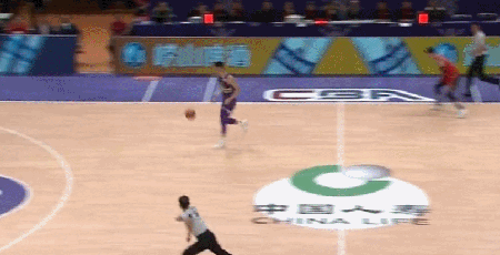 大圣归来！孙悦招牌抢断反击完成双手暴扣