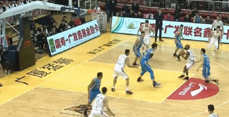 杰克逊内突外投连得五分