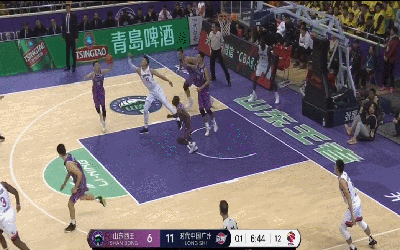 最佳助攻 哈德森轻轻一抛神助陶汉林