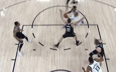 米切尔欧洲步拉杆上篮