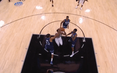 唐斯送上遮天大帽封杀德罗赞