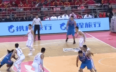 福特森无视犯规暴力碾压打成2+1