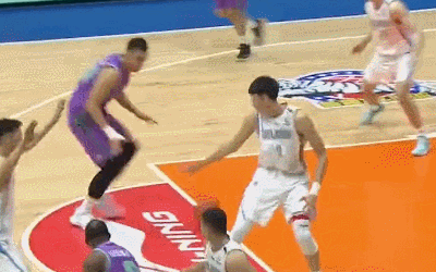 陶汉林超远滑翔单臂劈扣