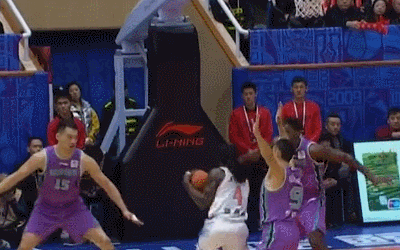 福特森助汉斯布鲁篮下双手扣篮