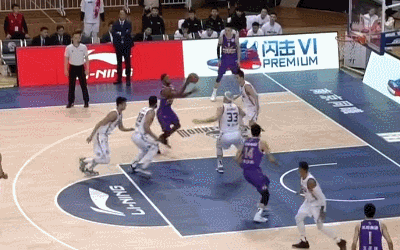 弗格助飞王少杰轻松空接