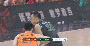 大韩坐打胡金秋上篮得分