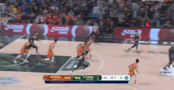 胡明轩关键上篮杀死比赛