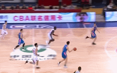 汉斯布鲁头顶摘瓜暴扣虐筐