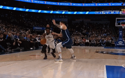 东契奇脑后大帽贝弗利属实凶残