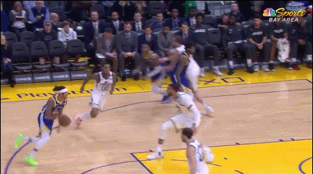 李突破高抛连线克里斯空接暴扣虐框