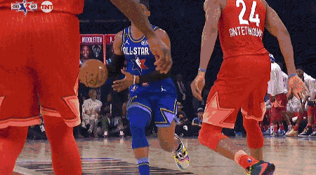 青春回来了!保罗空接暴扣燃爆全场