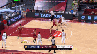 阿联手起刀落稳健三分