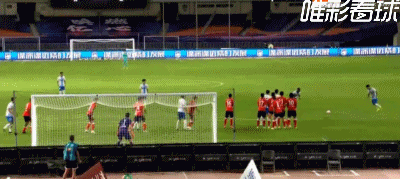 荣昊任意球破门，天津泰达1-0领先上海上港