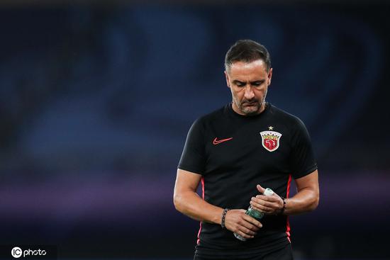 佩雷拉:胡尔克替补是怕他受伤 上港防守反击有问题