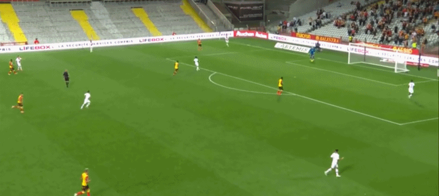 大巴黎翻车现场