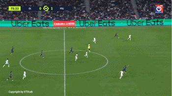 大巴黎反击攻势，姆巴佩不愿传球