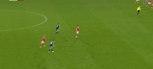 蒂尔尼世界波破门，苏格兰3-2丹麦