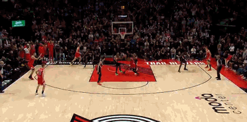 武切维奇三分绝杀