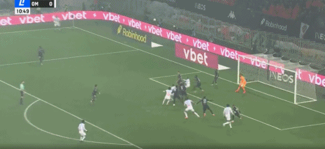 奥巴梅杨抢点破门，马赛1-0尼斯