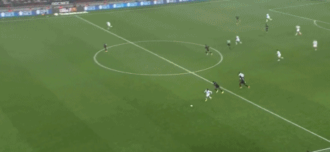 奥巴梅杨快速反击横传派尚推空门得手，马赛5-1尼斯