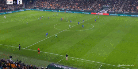 福尔纳尔斯单刀破门，皇家贝蒂斯3-0赫塔费