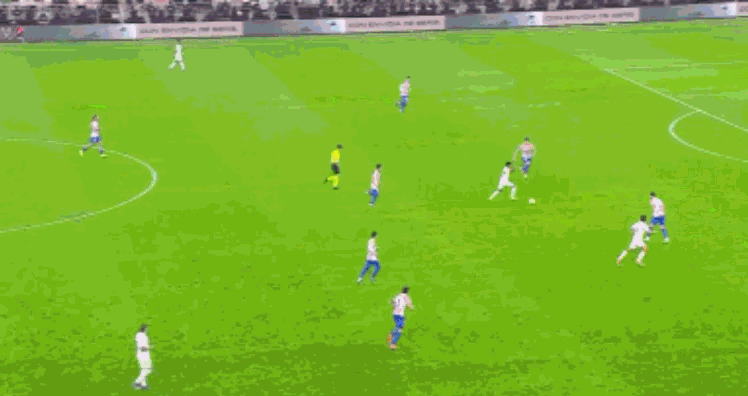 巴尔韦德助攻罗德里戈破门，皇马2-0马竞