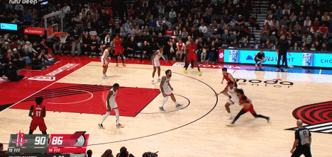 杨瀚森抛投拿下本场比赛唯一得分