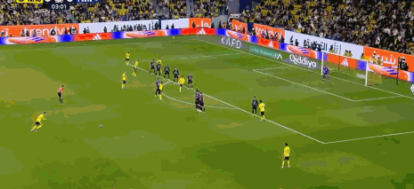 第4分钟西马坎破门但越位在先