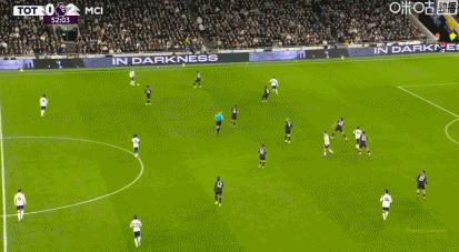 索兰克反越位破门，热刺1-2曼城